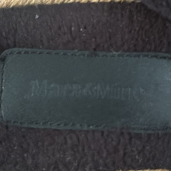 Mara & Mine Sandals - Picture 2 of 8